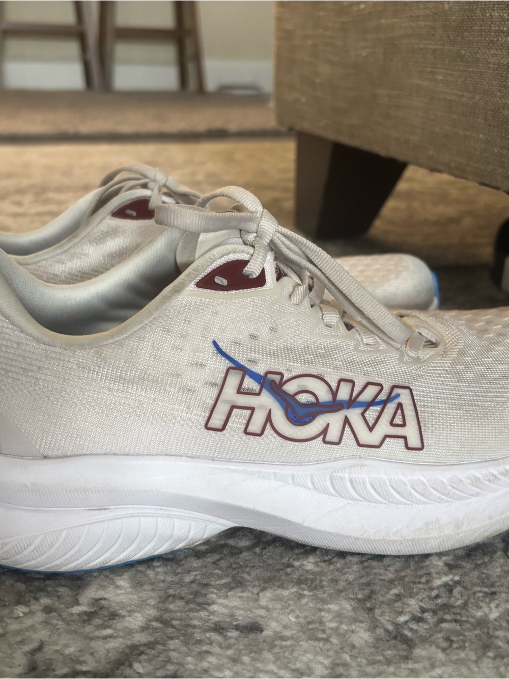 HOKA Mach 6 Running Shoes with Blue Accent
